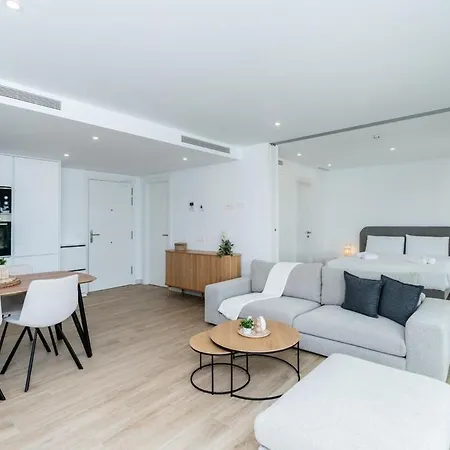 Al4-2115 - - Alcazaba Lagoon Apartment *